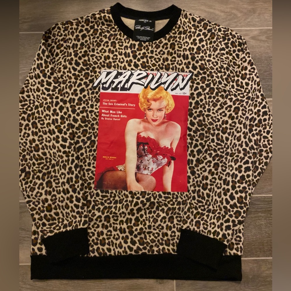 Forever 21 - Marilyn Monroe Sweatshirt (Unisex) - Picture 5 of 7